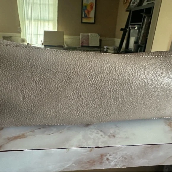 ♠️Kate Spade♠️ bow shoulder bag/tote in beautiful taupe RN0102760 - Picture 5 of 16